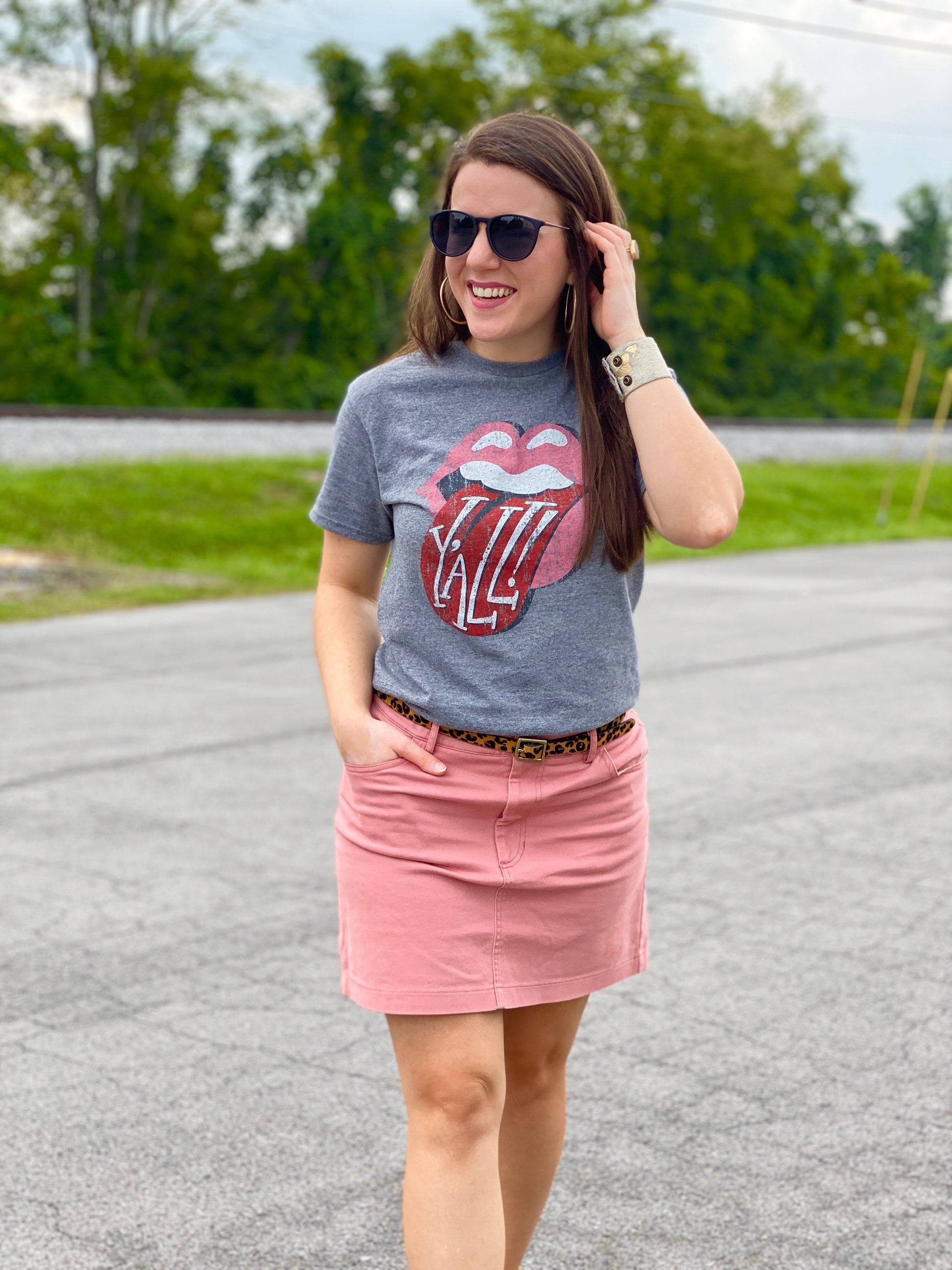 Y'all Rocker Tongue - T-Shirt